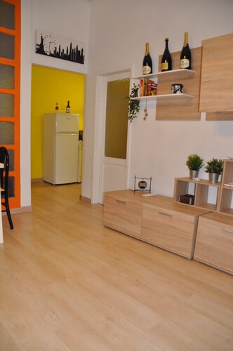 Elly's House next to Osteria Francescana