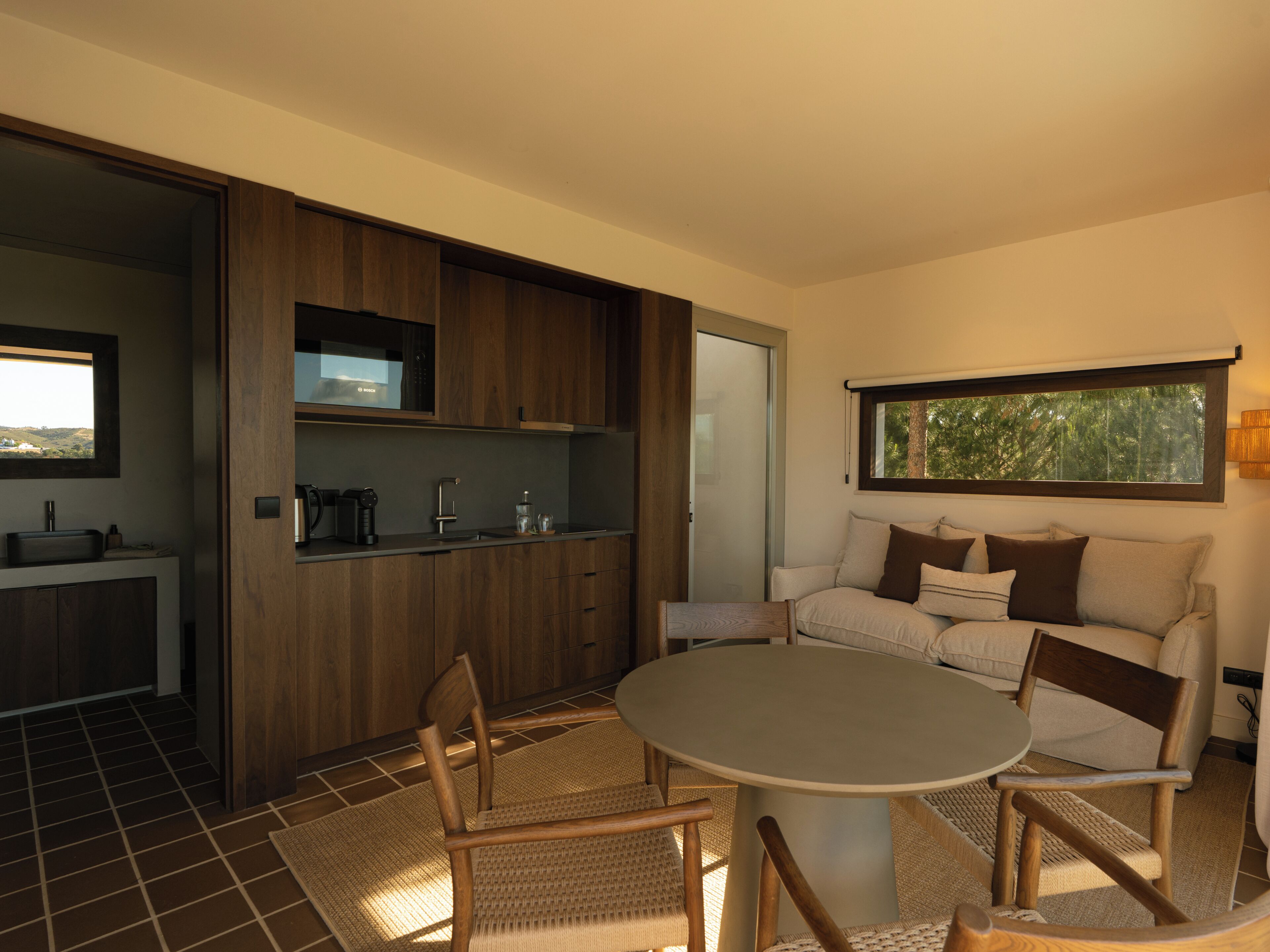 Deluxe Villa, Mountain View | Living area | Flat-screen TV