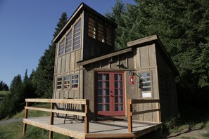 Front of property - Clydesdale Outpost (Amboy)