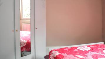 1 bedroom, iron/ironing board