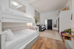 4 bedrooms, premium bedding, iron/ironing board, travel crib