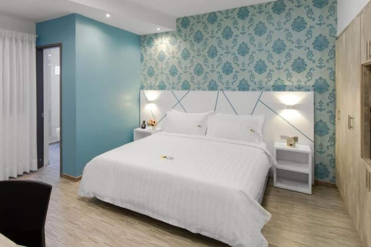 Deluxe-Doppelzimmer | 1 Schlafzimmer, Minibar, Schreibtisch, kostenloses WLAN