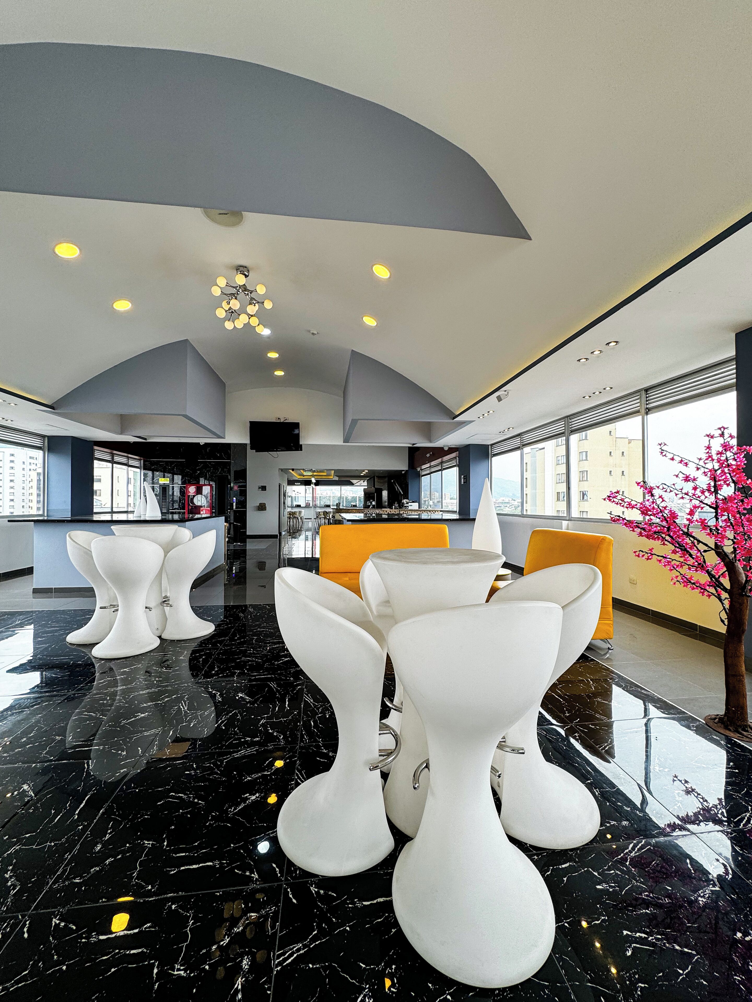 Breakfast, lunch and dinner served