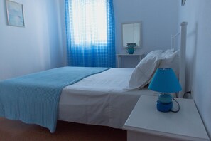 2 slaapkamers, een strijkplank/strijkijzer, wifi, beddengoed