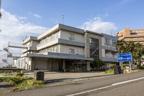 Exterior - Kitaguni Grand Hotel (Tsuruga)