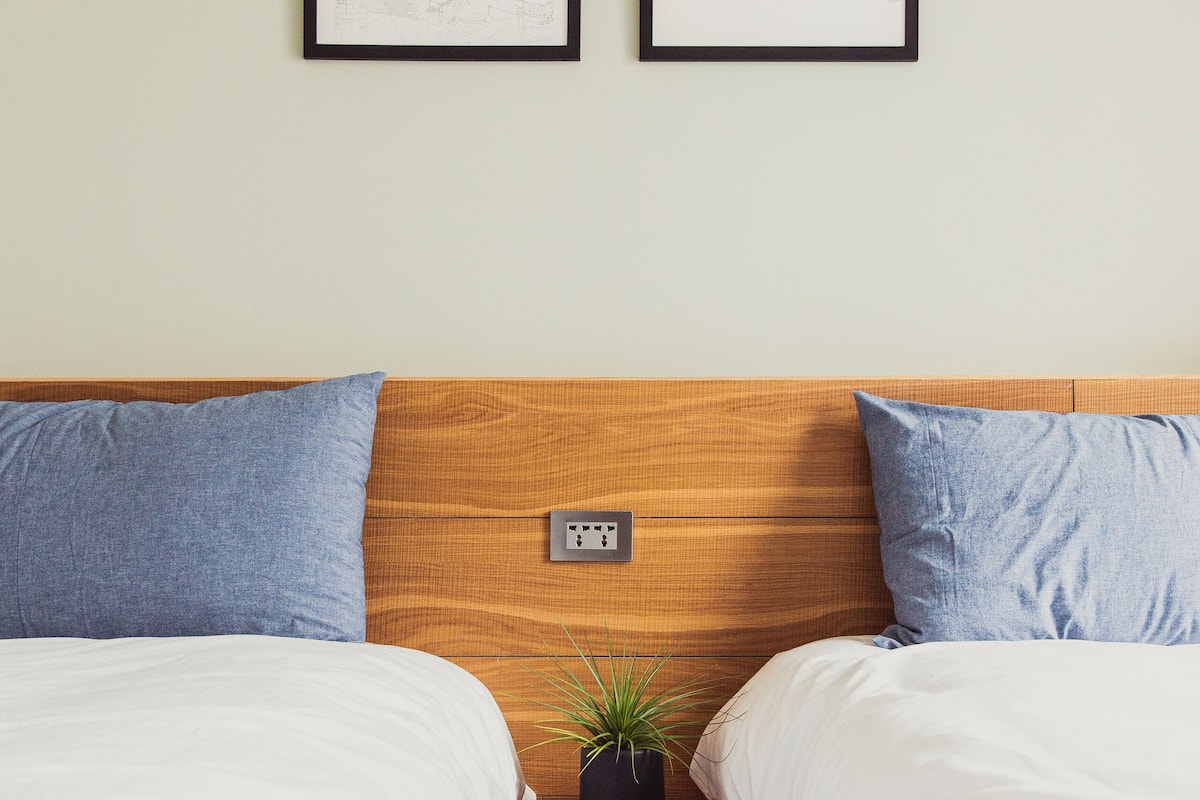 City Twin Room | Premium bedding, down comforters, Tempur-Pedic beds