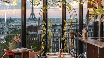 2 restaurants, lunch, dinner served; Mediterranean cuisine