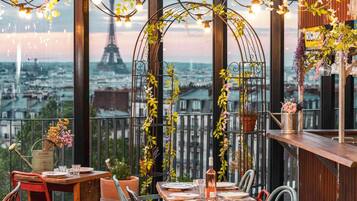 2 restaurants, lunch, dinner served; Mediterranean cuisine