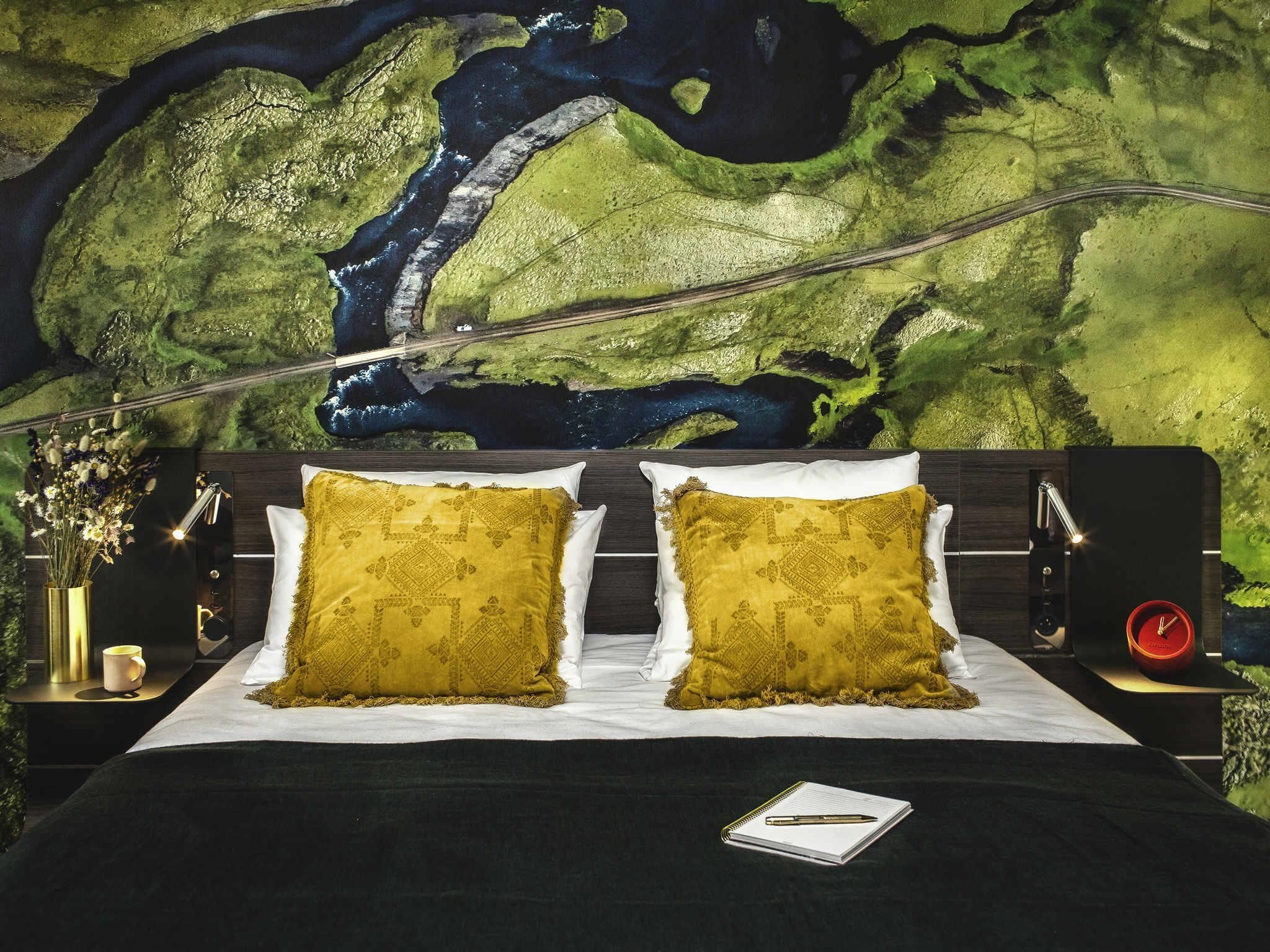 Camera Classic, 1 letto king | Biancheria da letto ipoallergenica, materassi in memory foam