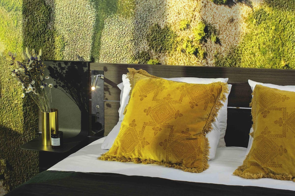 Allergitestet sengetøy, memory foam-senger og safe på rommet