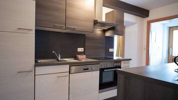 Panoramic-Suite | Eigene Küche | Großer Kühlschrank, Mikrowelle, Ofen, Herdplatte