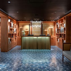 Couples treatment rooms, sauna, hot tub, steam room, body treatments