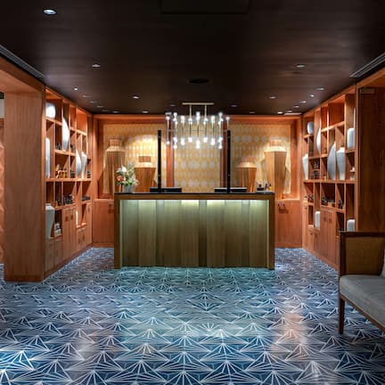 Couples treatment rooms, sauna, hot tub, steam room, body treatments