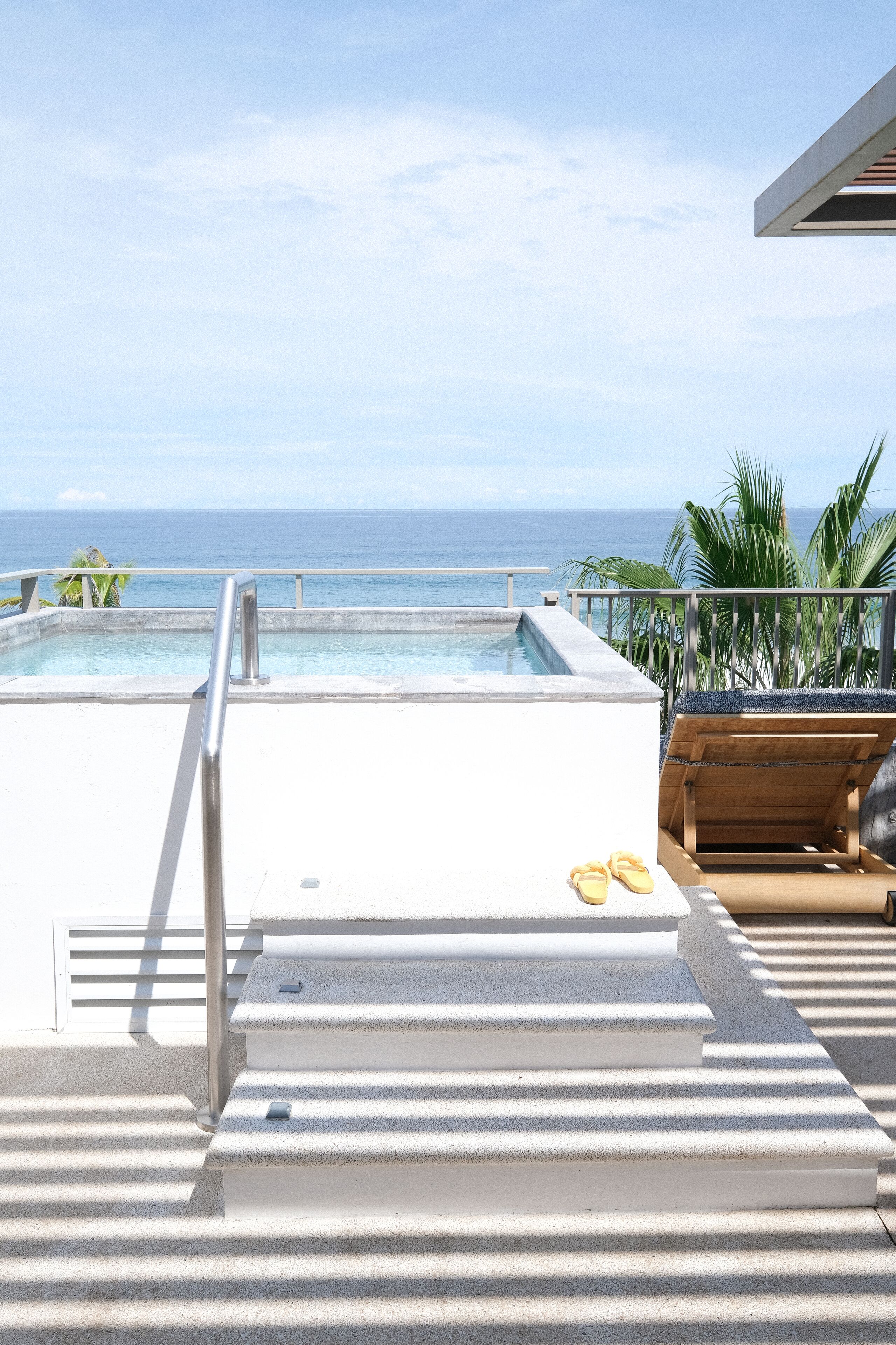Suite – grand, 1 kingsize-seng, privat basseng, ved havkanten (Balcony) | Terrasse/patio