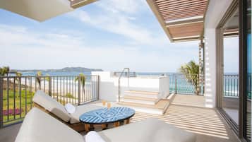 Suite, 1 King Bed, Private Pool, Oceanfront | Balcony