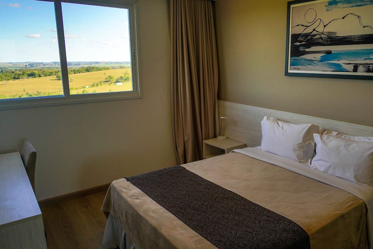 Standard Double Room | Minibar, in-room safe, desk, laptop workspace