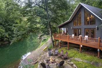 Image of Kingfisher's Roost- Waterfront Cabin w/Private Dock, Ramp & Hot Tub- Bryson City