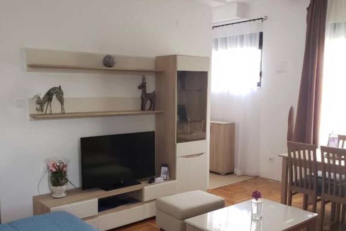 Estudio | Área de sala de estar | Televisión de pantalla plana 