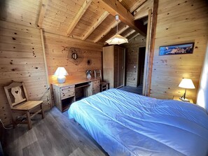3 slaapkamers, een strijkplank/strijkijzer
