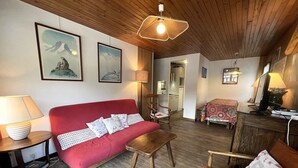 Living area - ELAN 19 - Village center apartment, near the aquatic center - Parking (La Clusaz)