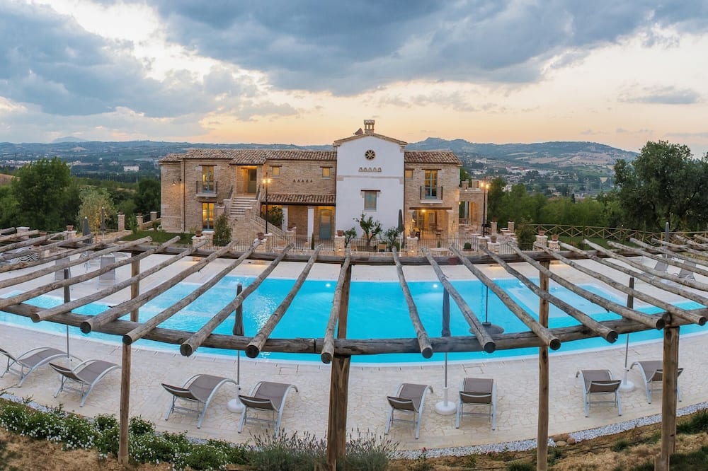 Villa Sant'Angelo