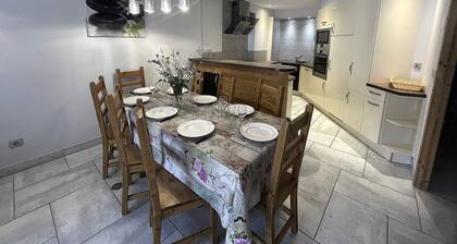 Bedière, apartment 3 - for 8 people 3* in the village