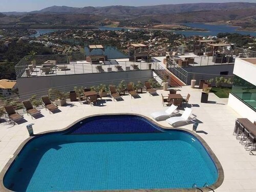 Casa no Mirante de Escarpas