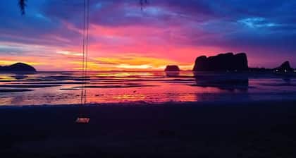 Blue Lagoon Home Trang