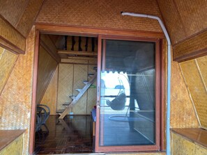 Deluxe Family Bungalow | Rollaway beds, bed sheets