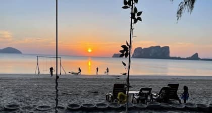 Blue Lagoon Home Trang