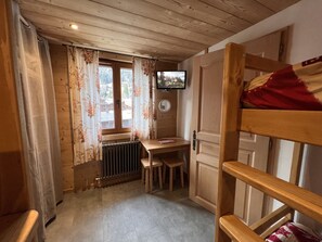 1 Schlafzimmer, Bügeleisen/Bügelbrett, kostenloses WLAN