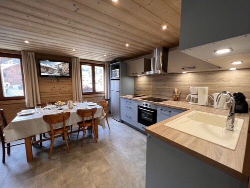 Gentianes flat 4 - Apartment 3*** village center, near ski slope for 7/8 people