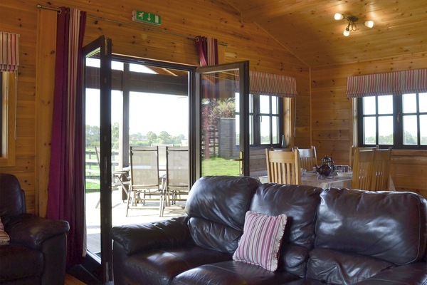 Open plan living space | West Middlewick Farm - Otter - West Middlewick Farm , Nomansland, near Tiverton