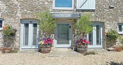 4 bedroom accommodation in Bishopswood, near Honiton