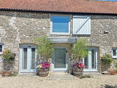 4 bedroom accommodation in Bishopswood, near Honiton