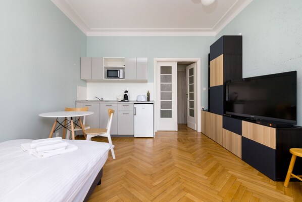 Superior Studio | Living area