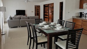 Breakfast area - Sirenis Akumal 2 Bedroom Apartment (Akumal)