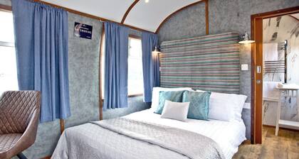 Brunel Boutique Railway Carriage 4