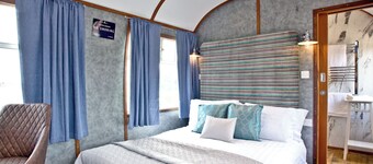 Brunel Boutique Railway Carriage 4