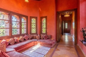 Luxury Villa | Living area