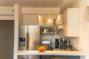 Microonde, forno, macchina per tè/caffè, tostapane