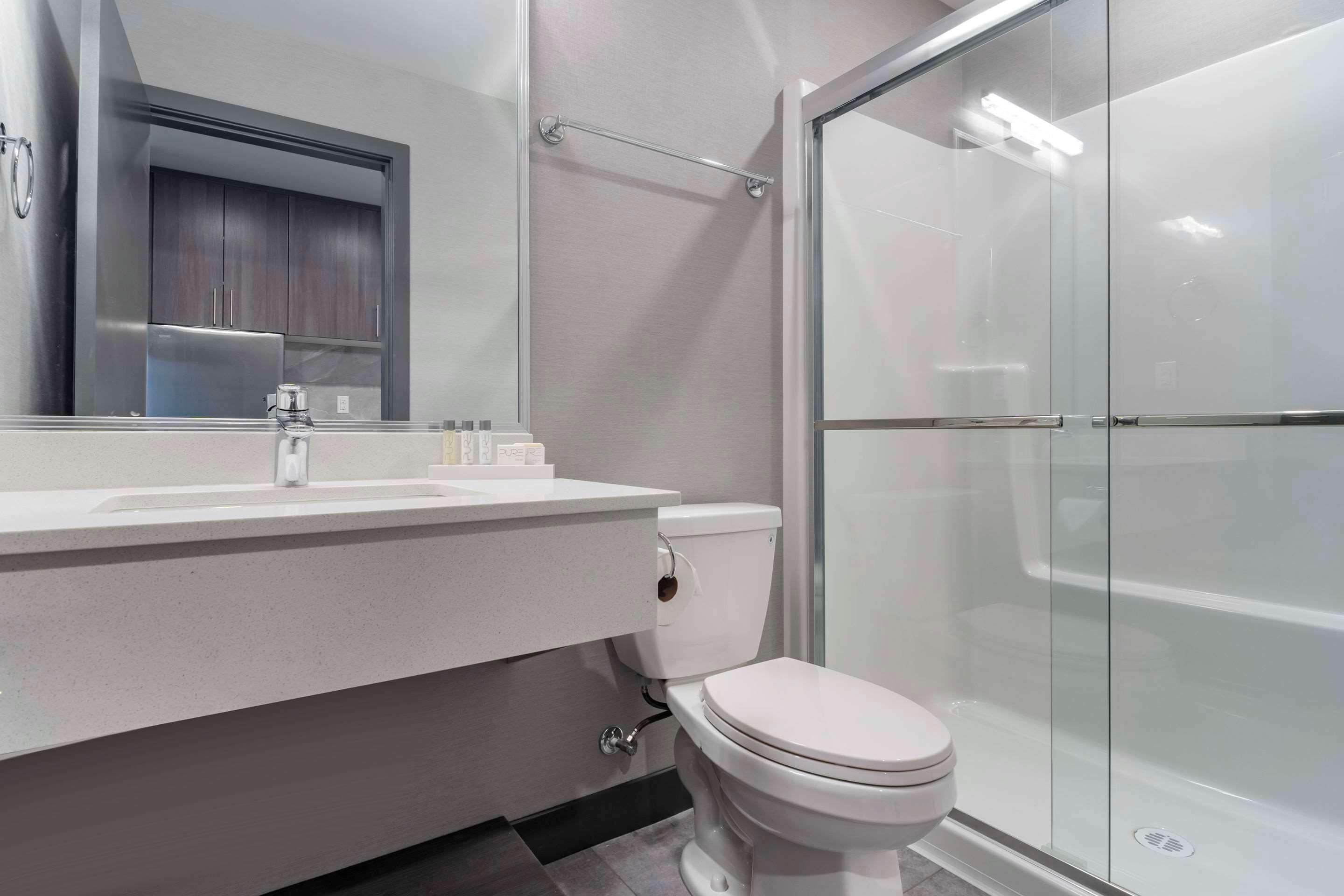 down duvets, desk, soundproofing, bed sheets