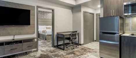 Suite, 1 King Bed with Sofa bed, Non Smoking (Efficiency) | Down comforters, desk, soundproofing, bed sheets