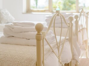 2 chambres, Wi-Fi gratuit, draps fournis