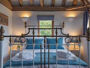 1 chambre, Wi-Fi gratuit, draps fournis