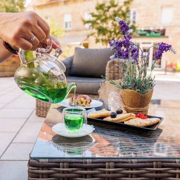 Terrace/patio - Grand Hotel du Nord (Vesoul)