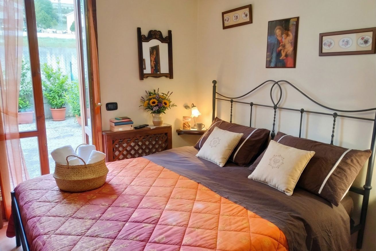 2 chambres, fer et planche à repasser, Wi-Fi gratuit, draps fournis