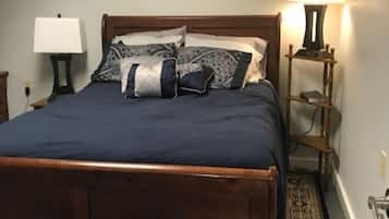 1 bedroom, desk, iron/ironing board, free WiFi