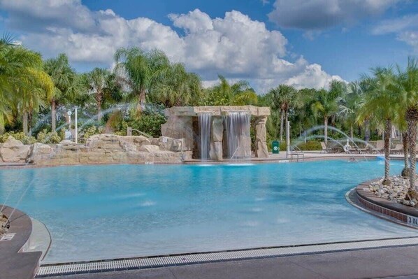 Unclassified image, 1 of 28, button