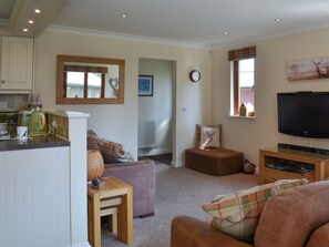 Living area - 3 bedroom accommodation in Flamborough, near Bridlington (Flamborough, near Bridlington)